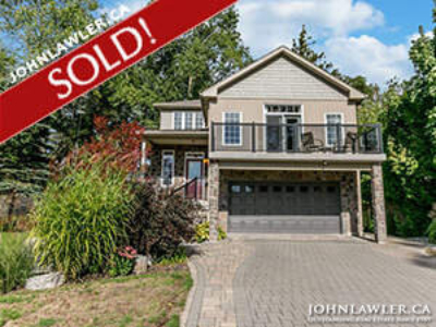 CUSTOM BUILT FACING LAKE SIMCOE