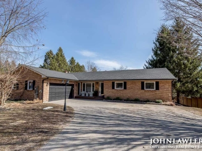 SPACIOUS MIDHURST BUNGALOW Idlewood Drive Midhurst